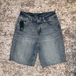 New With Tags Wild Fable 10 inch inseam jean shorts
